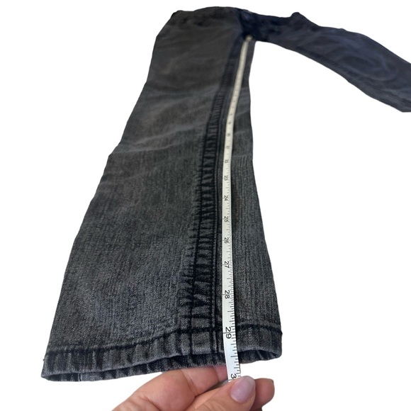 Forever 21 Gray Stone Wash Fade Skinny Jeans Size 27 - Picture 7 of 9